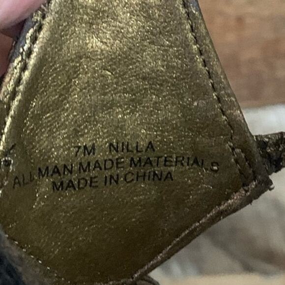 Sam Edelman Nilla Ankle Strap Heels Black Gold Studs Size 7 - Picture 9 of 10